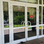Входная утепленная алюминиевая дверь